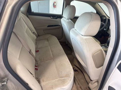 Used 2010 Chevrolet Impala LS FWD image 21