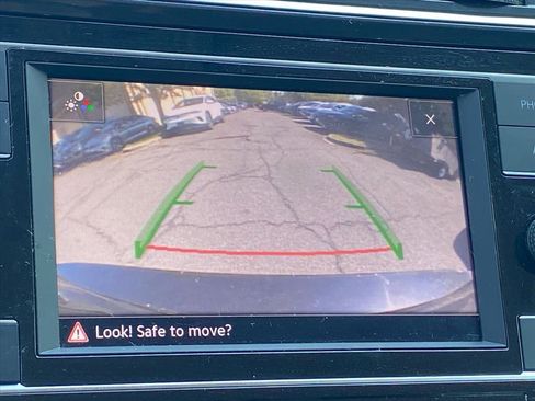 Certified 2023 Volkswagen Tiguan S FWD image 11