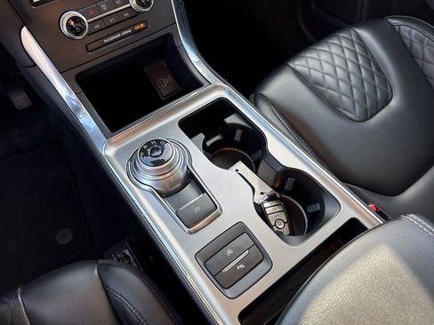 Used 2024 Ford Edge Titanium image 21