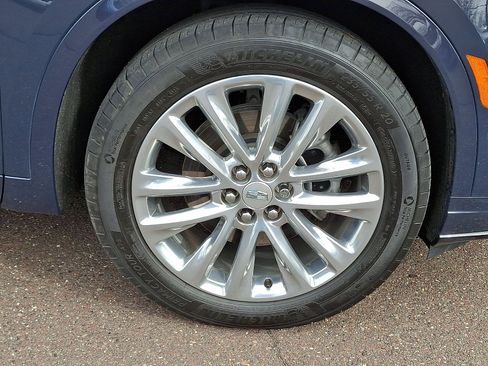 Used 2024 Cadillac XT6 Premium Luxury w/ Technology Package image 8