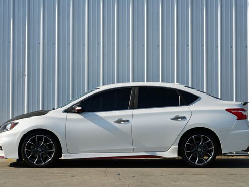 Used 2019 Nissan Sentra NISMO image 8