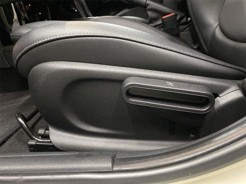 Used 2016 MINI Cooper S FWD image 18