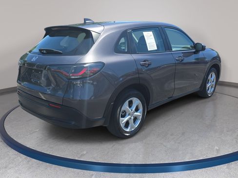 Used 2023 Honda HR-V LX image 5