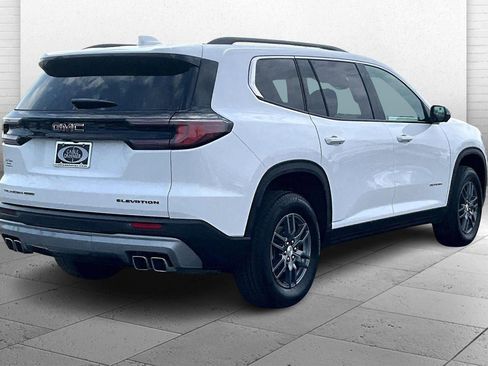 Used 2025 GMC Acadia Elevation image 14