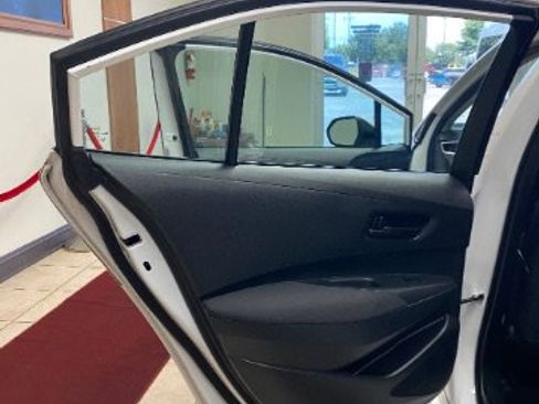 Used 2023 Toyota Corolla LE FWD image 10