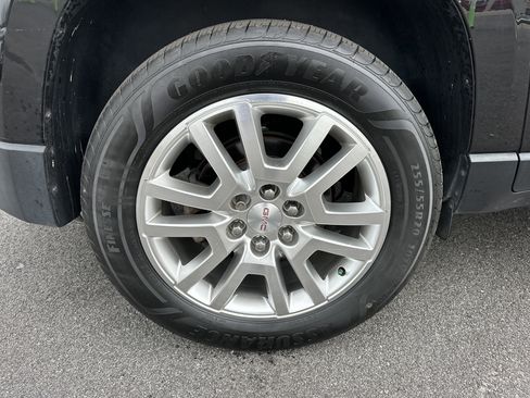 Certified 2016 GMC Acadia SLT w/ Premium Edition image 18