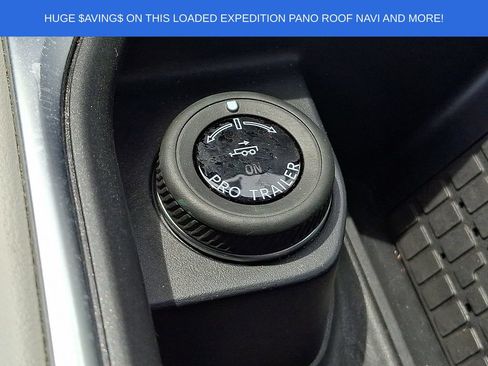 Used 2025 Ford Expedition Active AWD/4WD image 26