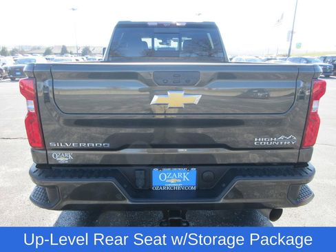 Used 2023 Chevrolet Silverado 2500 High Country w/ Z71 Off-Road Package image 4