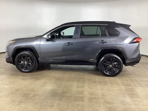 Used 2023 Toyota RAV4 XSE AWD/4WD image 8