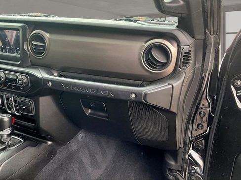Used 2020 Jeep Wrangler Unlimited Sport S AWD/4WD image 19
