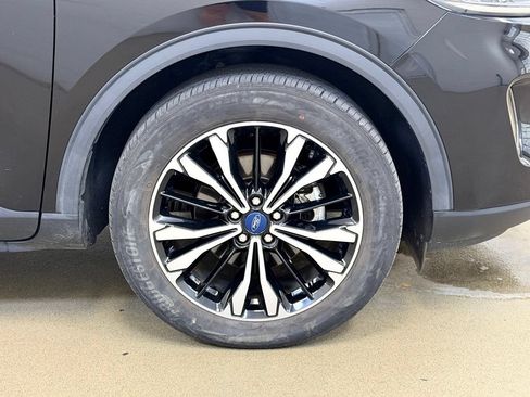 Used 2022 Ford Escape SEL w/ SEL Stealth AWD Package image 4