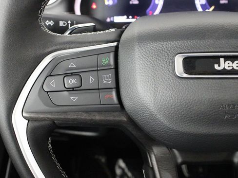 New 2025 Jeep Grand Cherokee L Limited w/ Black Appearance Package image 29