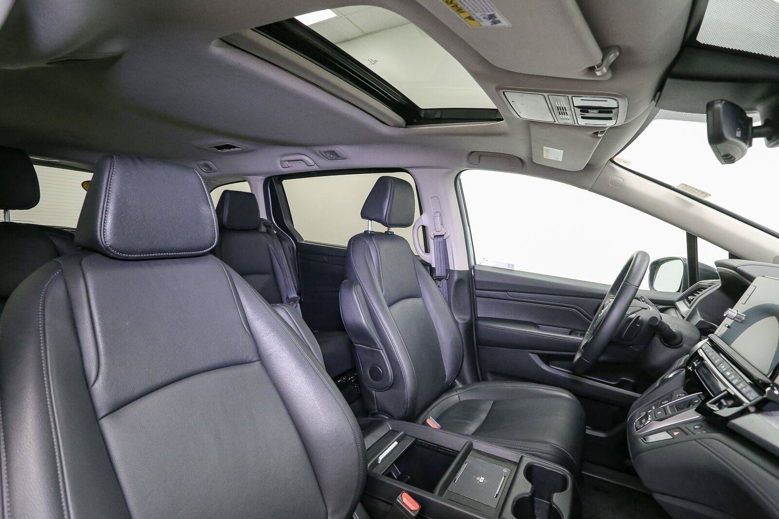 Used 2025 Honda Odyssey EX-L image 16