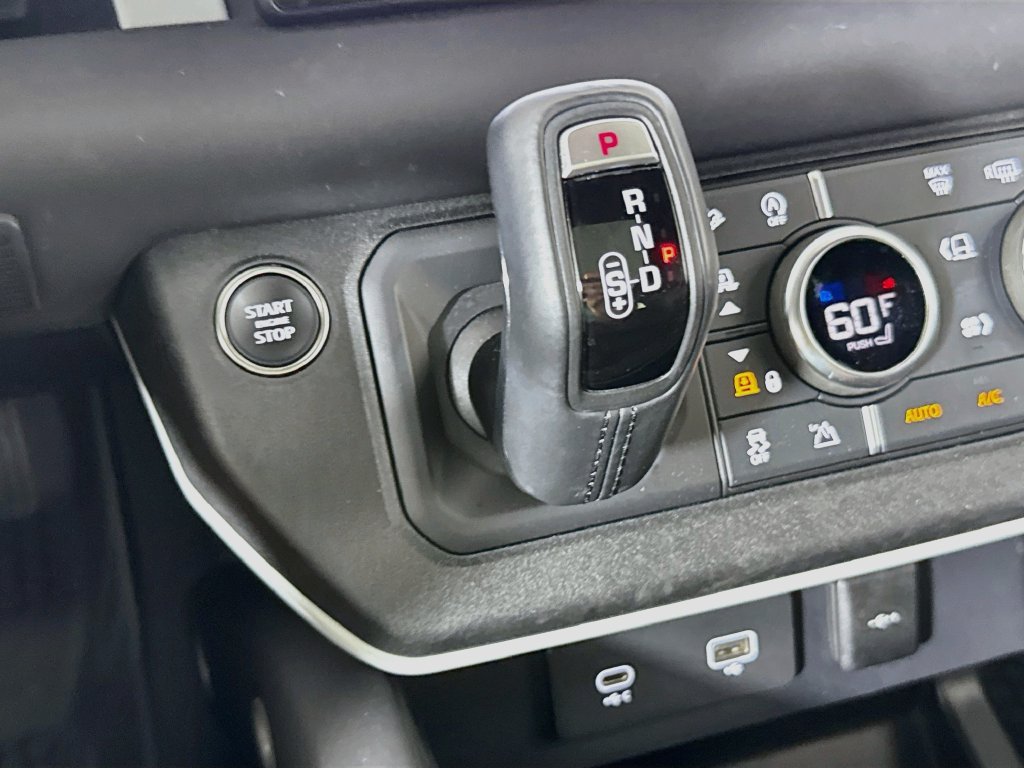 Used 2024 Land Rover Defender 110 S AWD/4WD image 17