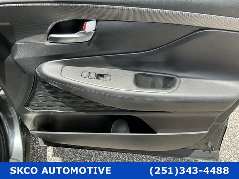 Used 2019 Hyundai Santa Fe SE FWD image 12