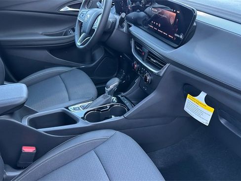 New 2026 Buick Encore GX Preferred image 17