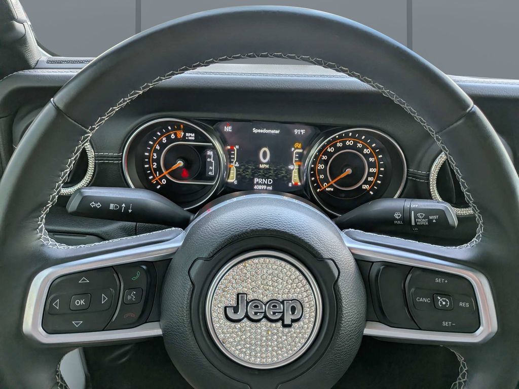 Used 2021 Jeep Gladiator Overland AWD/4WD image 38
