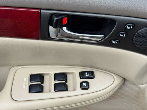 Used 2003 Lexus ES 330 FWD image 14