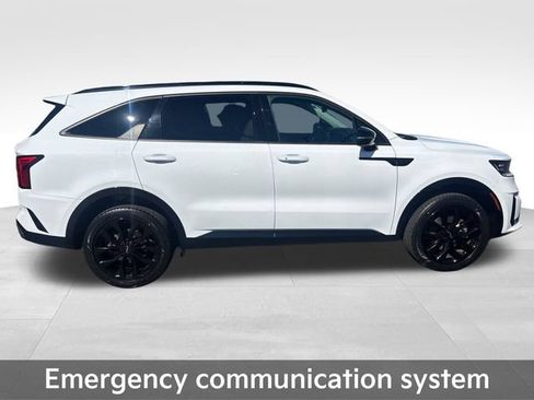Used 2023 Kia Sorento SX AWD/4WD image 9