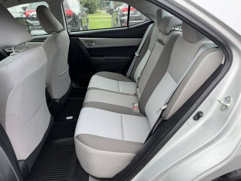 Used 2018 Toyota Corolla LE FWD image 14