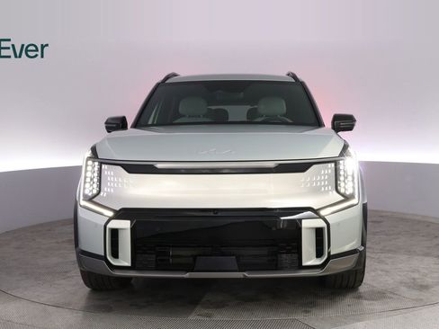 Used 2024 Kia EV9 GT-Line image 12