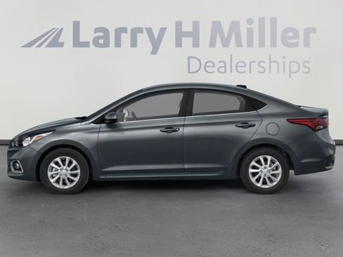 Used 2021 Hyundai Accent SEL FWD image 6