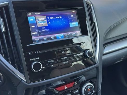 Used 2022 Subaru Forester Premium image 11