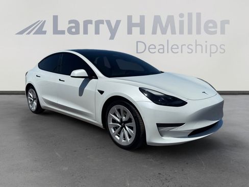 Used 2022 Tesla Model 3 Long Range AWD/4WD image 7