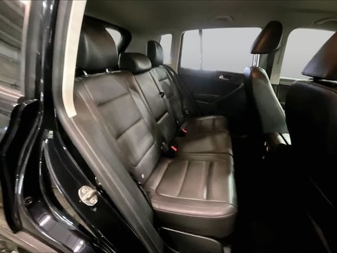Used 2017 Volkswagen Tiguan S AWD/4WD image 19