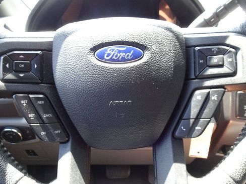 Used 2015 Ford F150 XLT w/ Equipment Group 302A Luxury AWD/4WD image 25