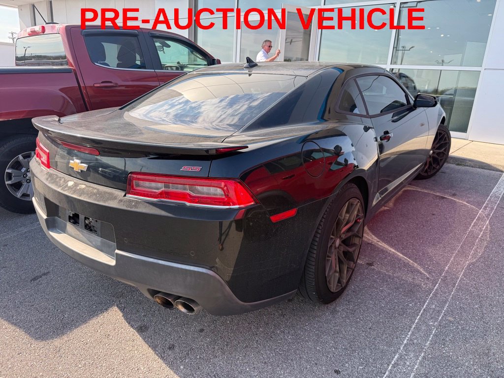 Used 2014 Chevrolet Camaro SS w/ RS Package RWD image 3