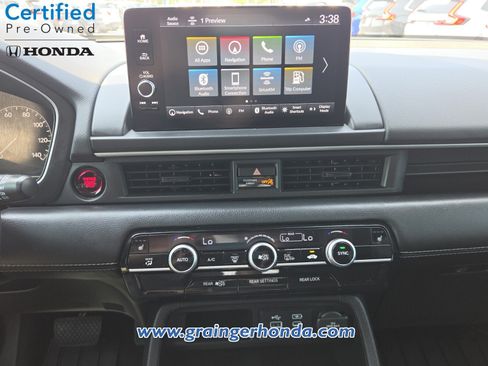 Certified 2025 Honda Pilot Touring image 15