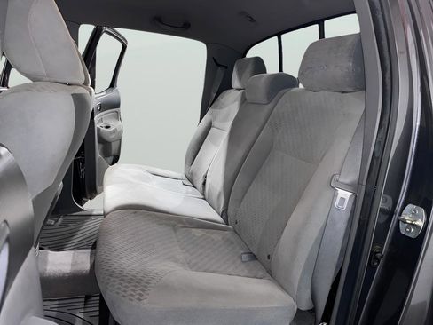 Used 2011 Toyota Tacoma PreRunner image 14