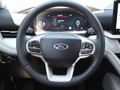 New 2025 Ford Explorer Active w/ Active Comfort Package image 34