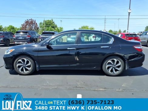 Used 2016 Honda Accord EX image 4