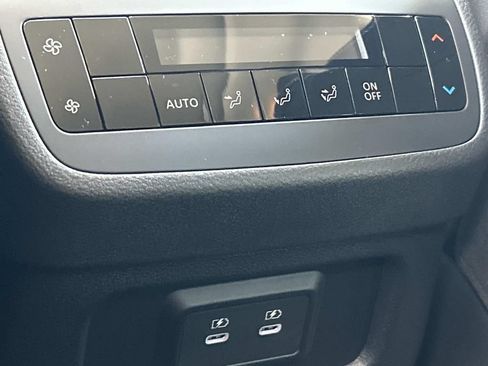 New 2026 Nissan Pathfinder SV w/ SV Premium Package FWD image 23