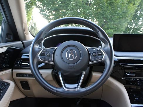 Used 2023 Acura MDX SH-AWD image 19