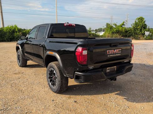 New 2026 GMC Canyon AT4 AWD/4WD image 3