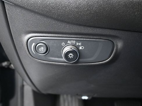 Used 2024 Chevrolet Equinox LS image 20