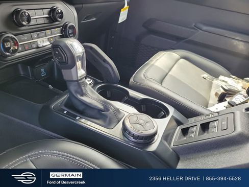 New 2025 Ford Bronco Outer Banks w/ Sasquatch Package AWD/4WD image 21
