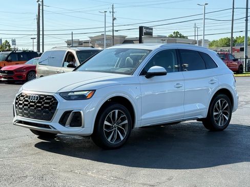 Used 2024 Audi Q5 2.0T Premium AWD/4WD image 8