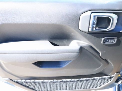 New 2026 Jeep Wrangler Unlimited Rubicon w/ Convenience Group image 15