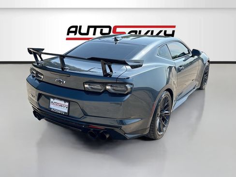 Used 2019 Chevrolet Camaro ZL1 RWD image 7