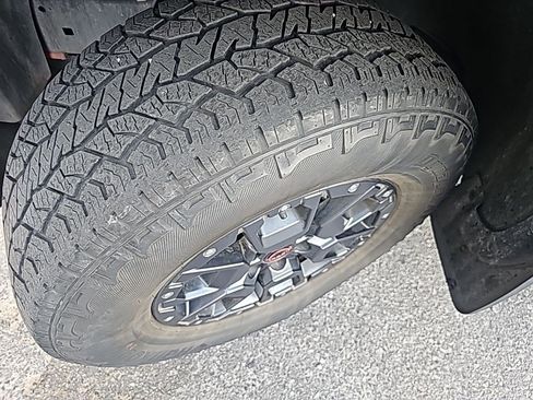 Used 2022 Nissan Frontier Pro-X w/ Pro-X Premium Package image 32