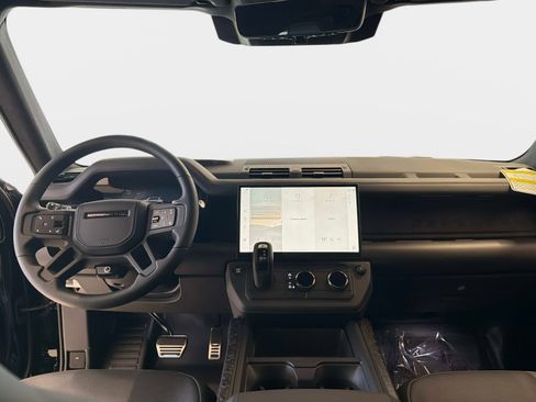 New 2026 Land Rover Defender 110 OCTA AWD/4WD image 16