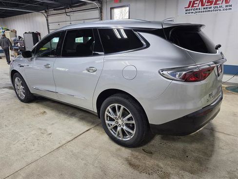 Used 2022 Buick Enclave Premium AWD/4WD image 6