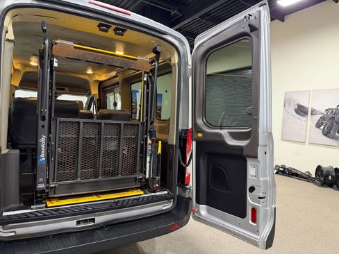 Used 2015 Ford Transit 250 148 Medium Roof image 25