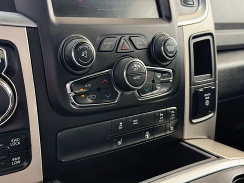 Used 2017 RAM 1500 Big Horn AWD/4WD image 23