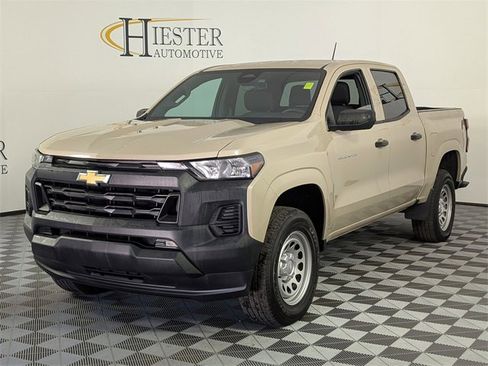 Used 2023 Chevrolet Colorado W/T image 4