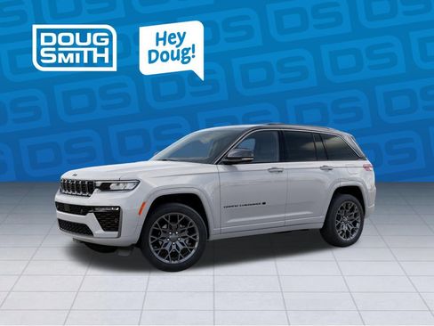 New 2026 Jeep Grand Cherokee Summit image 2